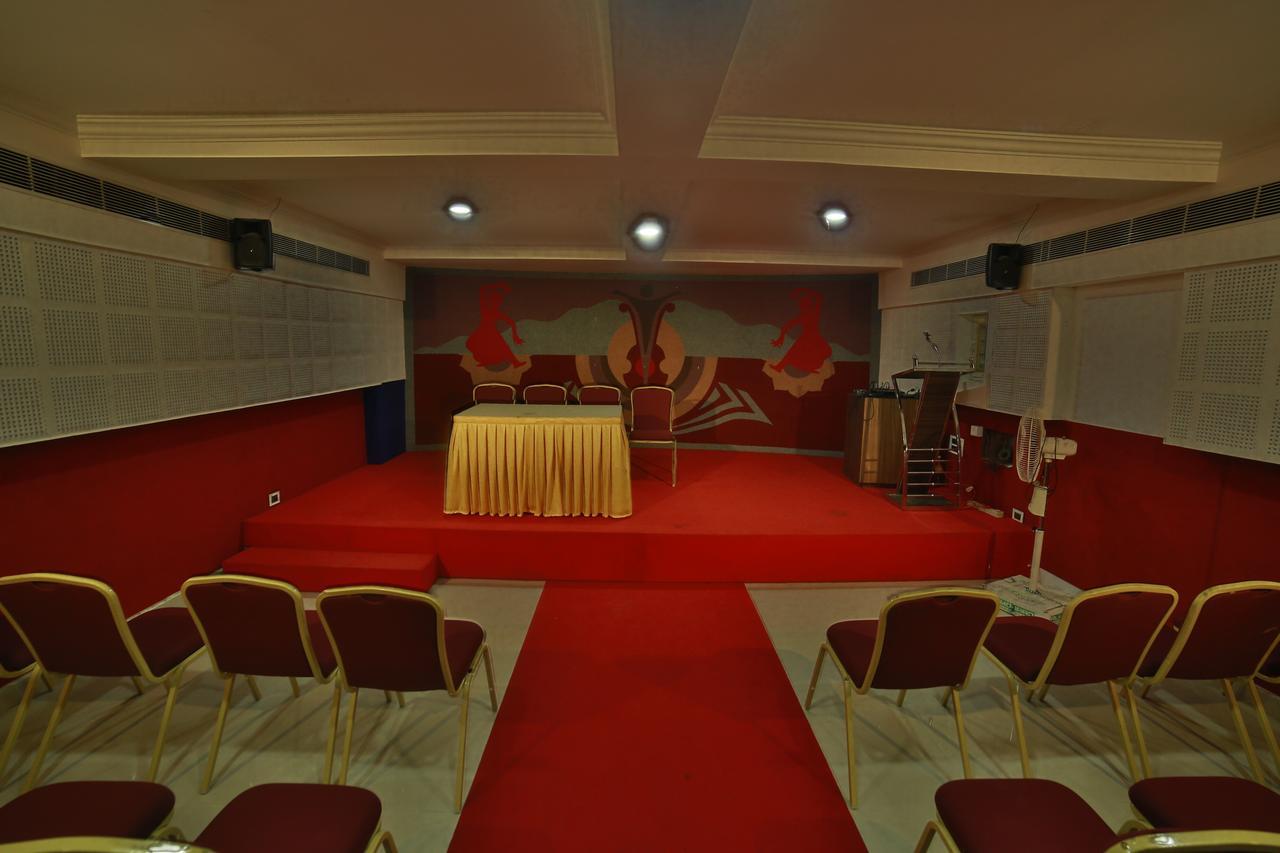 Hotel Horizon International Tullipurmbu Dış mekan fotoğraf